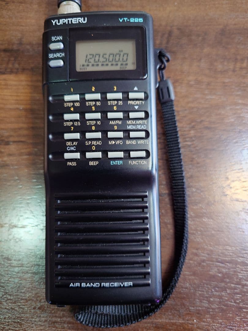 YUPITERU ユピテル　VT-225 エアバンド受信機 Yahoo!オークション -「yupiteru vt」の落札相場・落札価格