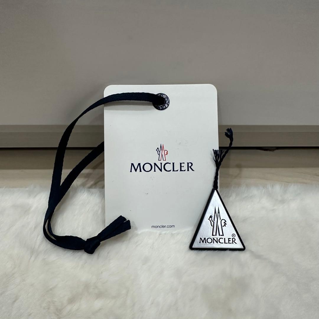 モンクレール MONCLER 三角タグ プラスチック 値札 - メルカリ