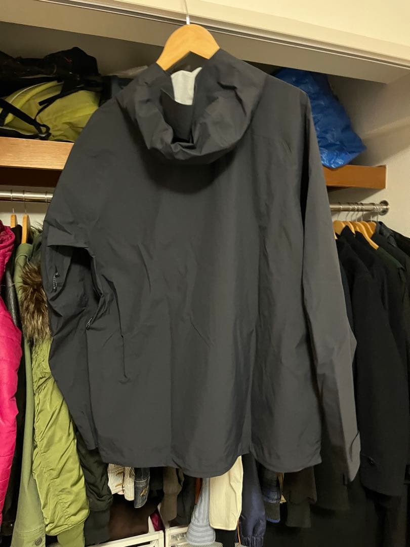 SALOMON OUTERPATH PRO 2.5L シェルジャケット