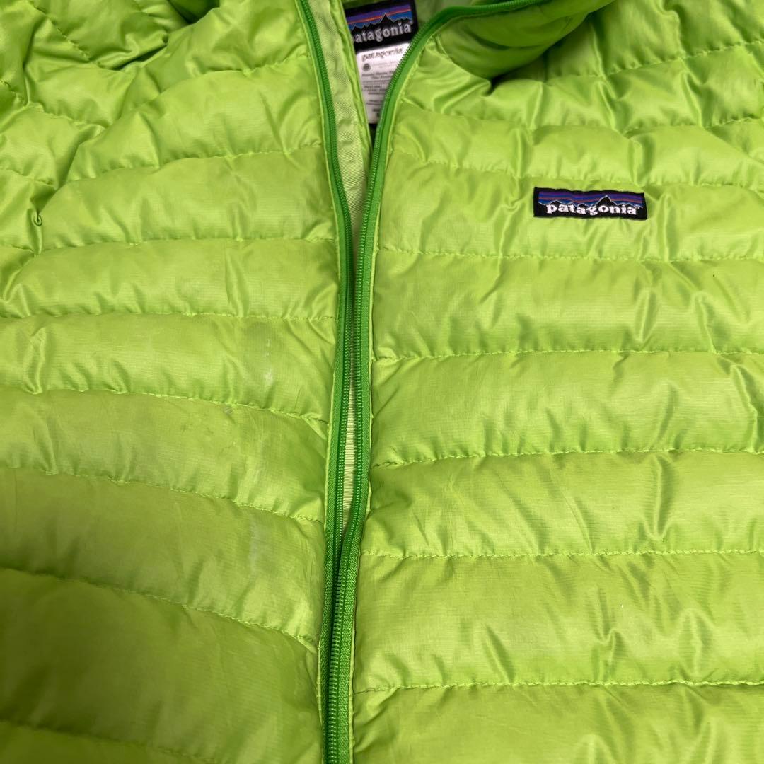 希少 パタゴニア ダウンセーターフーディ Mサイズ ゲッコーグリーン