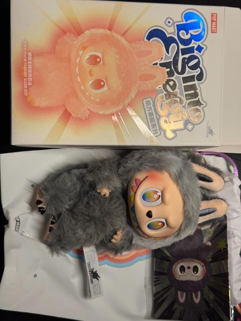 ロ*中様 POP MART ラブブ エナジー シークレット QRコード認証付き