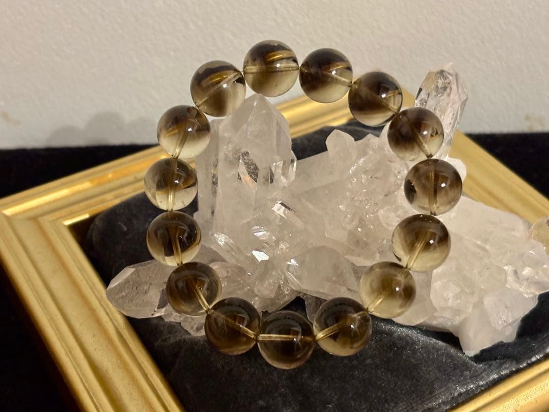 ゆうこ【激レア】ブラックファント　ファントムシトリン 公式】ブラック ファントム メメント モリ オード パルファム｜KILIAN