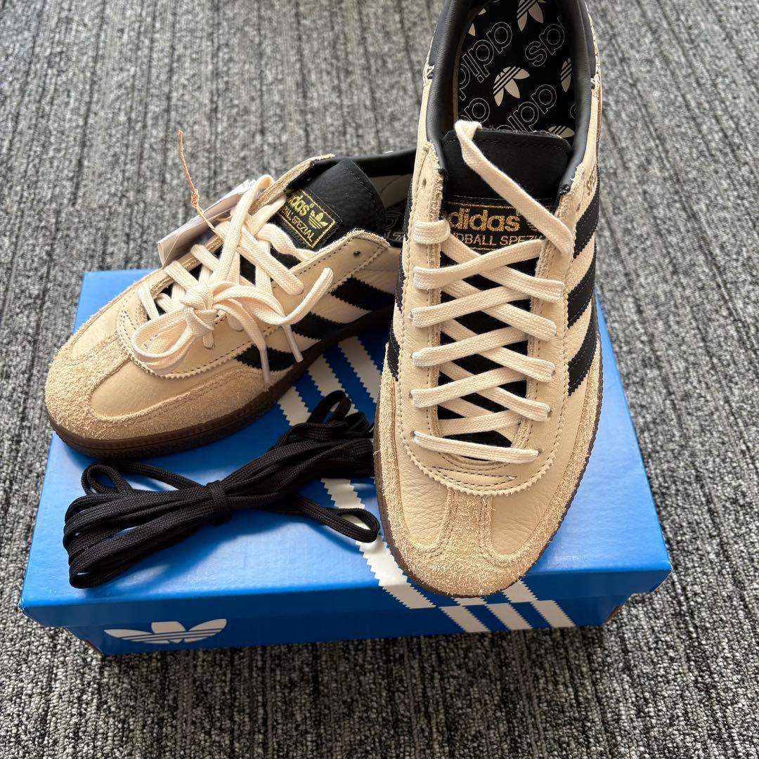 【新品】adidas ハンドボール スペツィアル 24.5cm IE3698