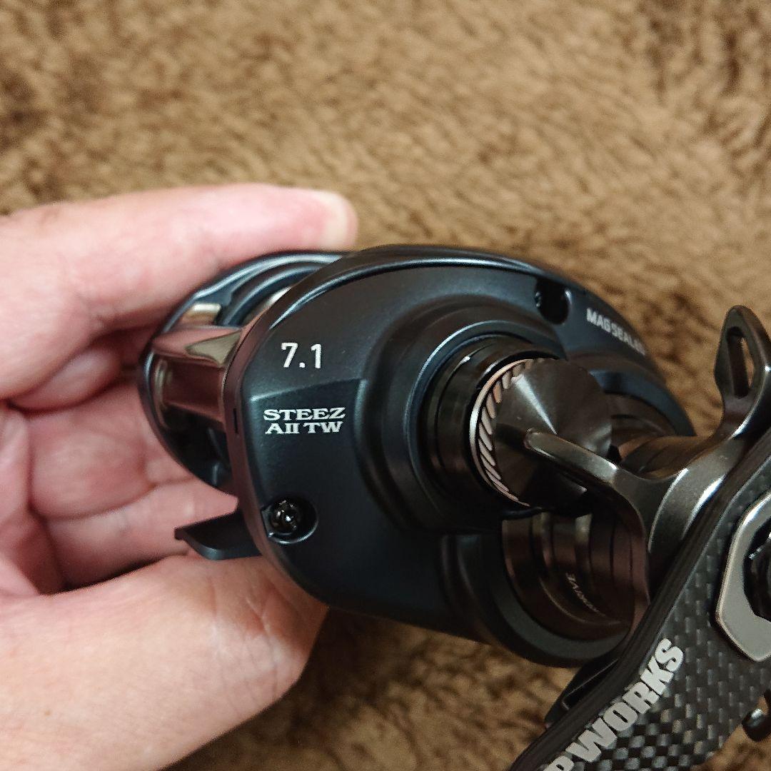 極美品/カスタム】ダイワ 23スティーズ A2 TW 1000H 右ハンドル - メルカリ