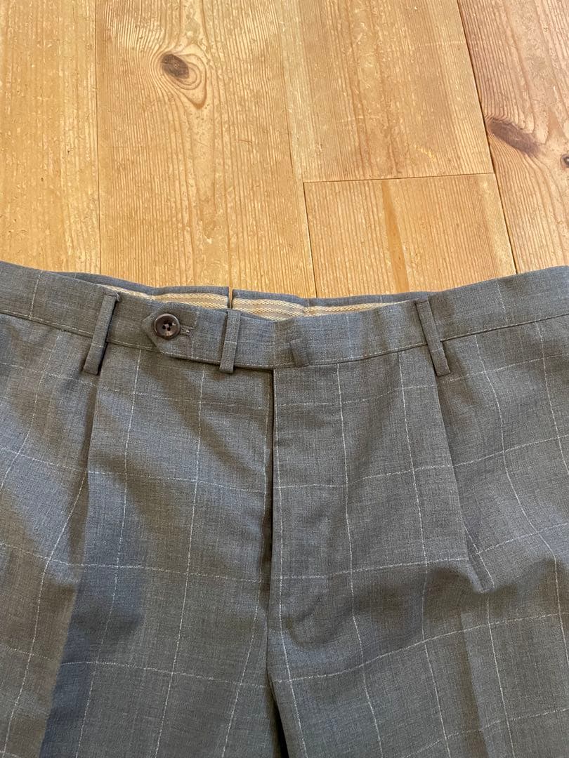 美品インコテックスの春夏グレー チェック柄 スラックス48 - メルカリ