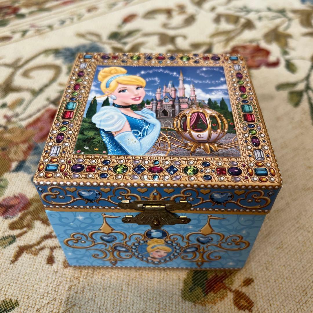 ディズニープリンセスシンデレラ オルゴール付きジュエリーBOX USA