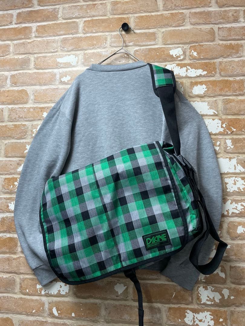 90s DAKINE ダカイン　メッセンジャーバック　チェック　y2k 緑　黒 古着 90s 00s old DAKINE バックパック スケート Y2K - メルカリ