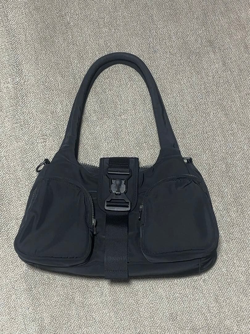 hope stockholm handbag black HOPE - メルカリ
