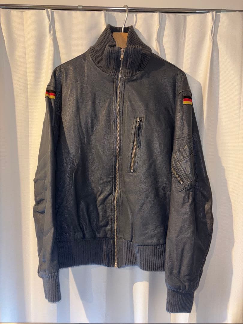 90s ドイツ軍 官給品 実物 空軍 レザー フライトジャケット 186/100 90s ドイツ軍 官給品 実物 空軍 レザー フライトジャケット 186/100