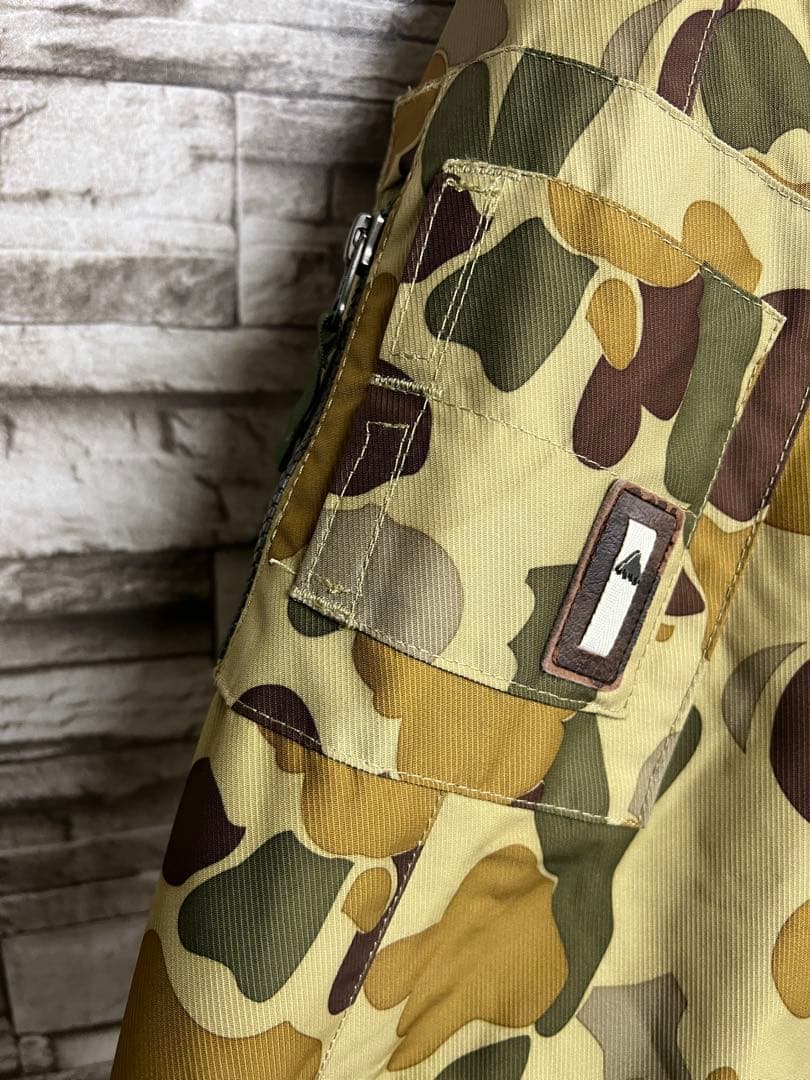 BURTON 迷彩柄 スノーボードウェア Mサイズ BURTON BURTON バートン