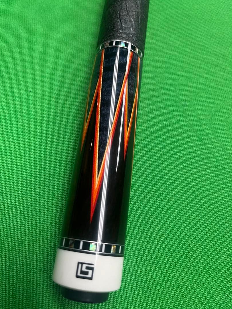 キューリース　LS-01 幻剣　美品 BD〉吉岡正登プロ使用キュー、『CUE LEE'S』（キューリース）各