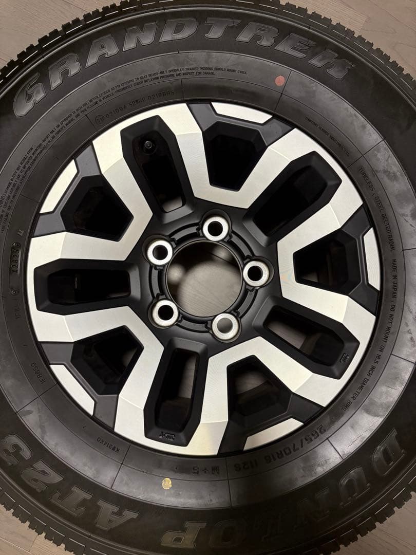 【送料込】再再販ランクル70 GDJ76 純正タイヤホイール ランドクルーザー70再再販(GDJ76)が遂に発売開始！ホイールマッチング