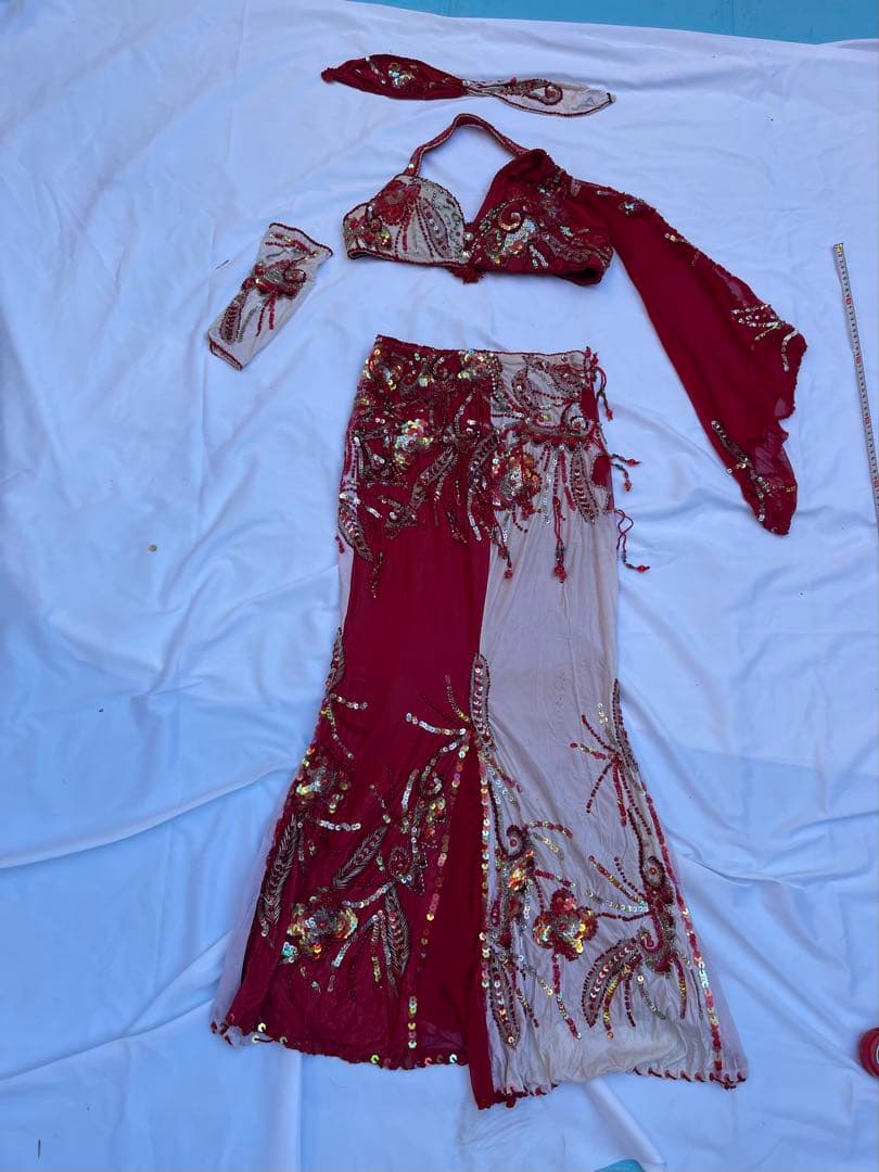 ベリーダンス セットアップ 赤とベージュ 楽天市場】ベリーダンス 衣装セットアップ 新作 長袖 ロングスカート