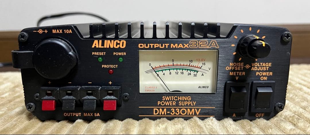 ALINCO DM-330MV 安定化電源　最大32A dm330mv-scaled.jpg