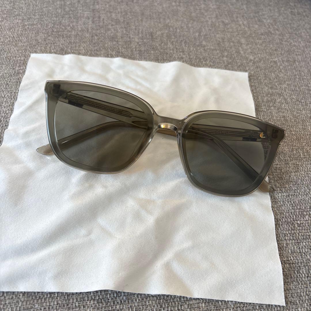 Gentle Monster グレー キャットアイサングラス キャットアイ グレー（灰色）系 Gentle Monster(ジェントルモンスター