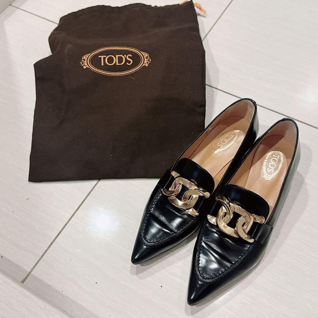 TOD'Sトッズ ブラックレザー ローファーゴールドチェーン付 KATEケイト