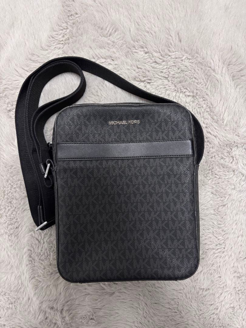 美品　MICHAEL KORS ショルダーバッグ ブラック シンプル Michael Kors Mirella Small Top Zip Satchel Crossbody Bag in