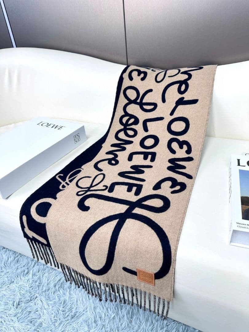 LOEWE ロエベ ロゴジャカード マフラー