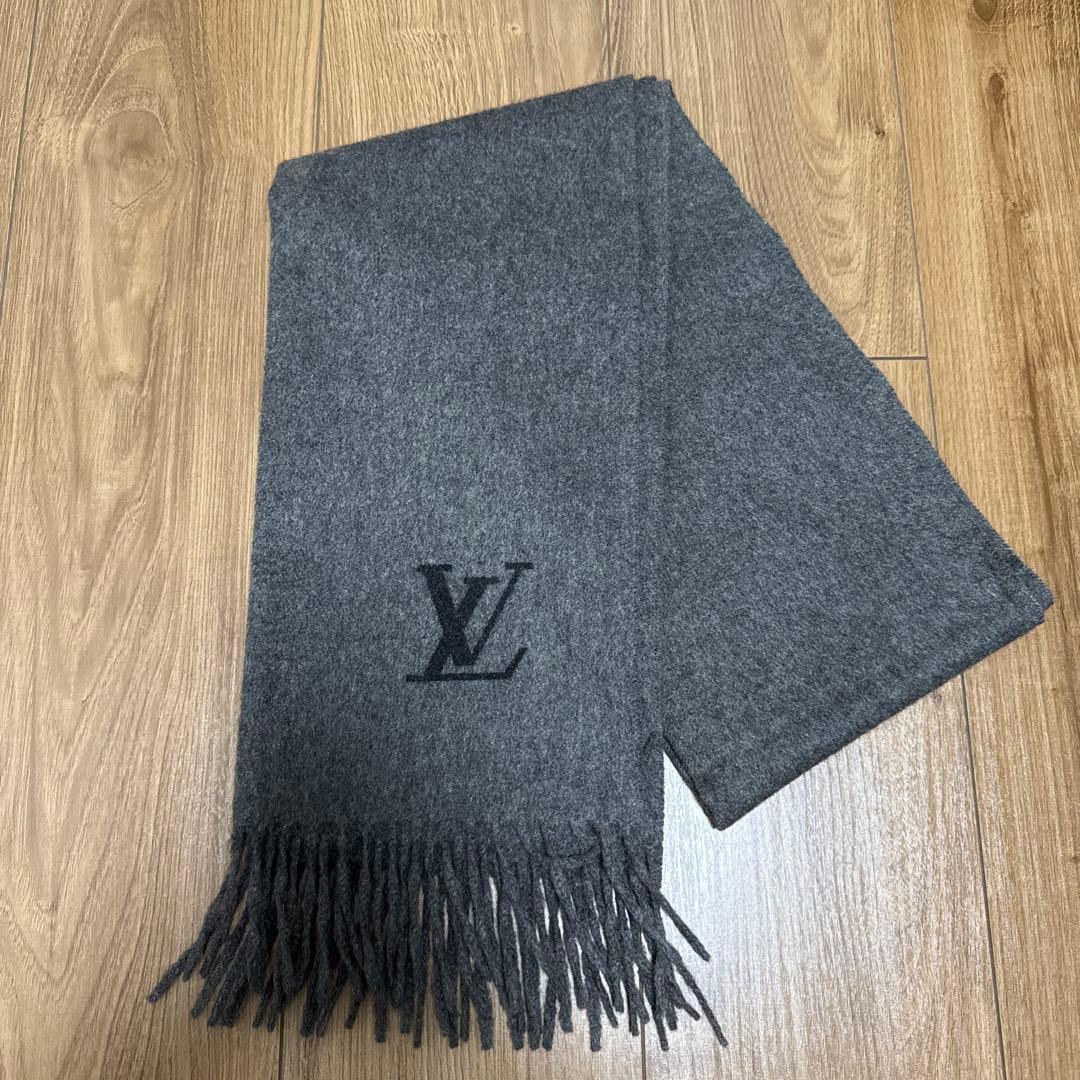 ルイヴィトン マフラー 黒　グレー 中古・古着通販】LOUIS VUITTON (ルイ ヴィトン) マフラー・モノグラム