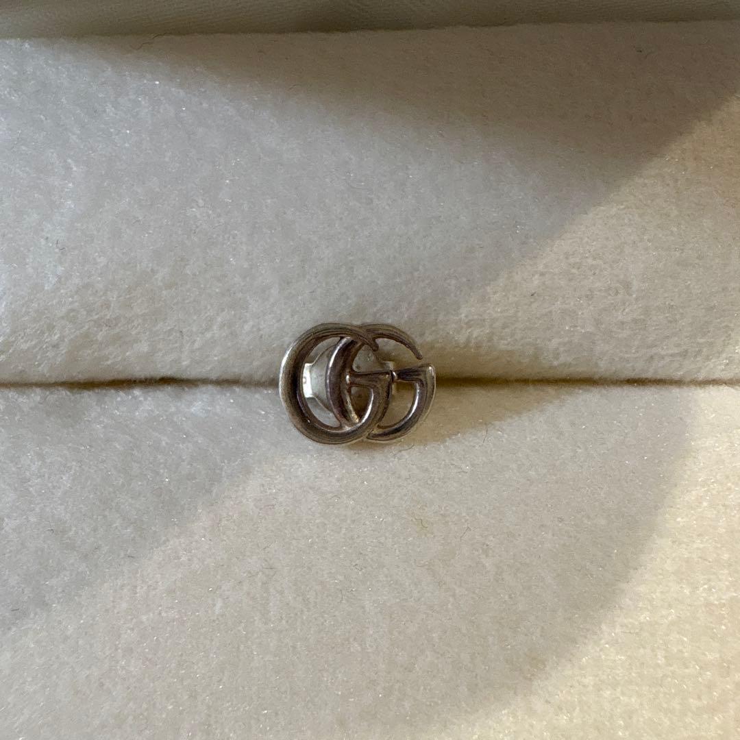GUCCI ダブルGロゴ シルバーピアス(片耳用) すぐ届く☆国内直営店【GUCCI】ダブルG ピアス (GUCCI/ピアス) 627755