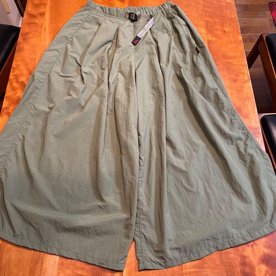 グラミチ　ナイロンフレアパンツ　Mサイズ GRAMICCI（グラミチ） ナイロン フレア パンツ / レディース ボトムス