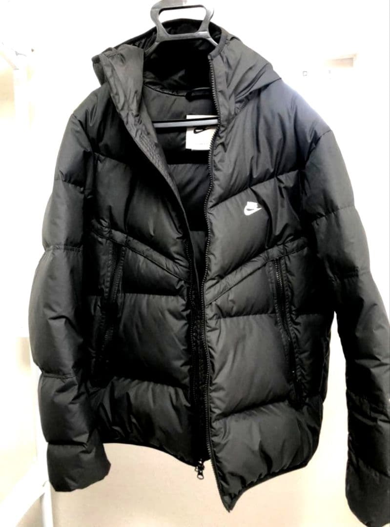 極美品 ナイキ NIKE ダウンジャケット ブラック 黒 ダウンパーカー XL 極美品 ナイキ ダウンコート ブラック XL｜Yahoo!フリマ（旧PayPayフリマ）
