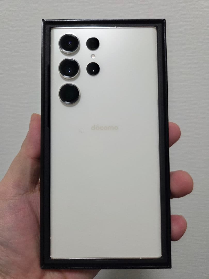 美品　Galaxy S23 Ultra 256GB クリーム（国内／SIMフリー ムスビー｜新品同様 Galaxy S23 Ultra 256GB クリーム 国内SIMフリー