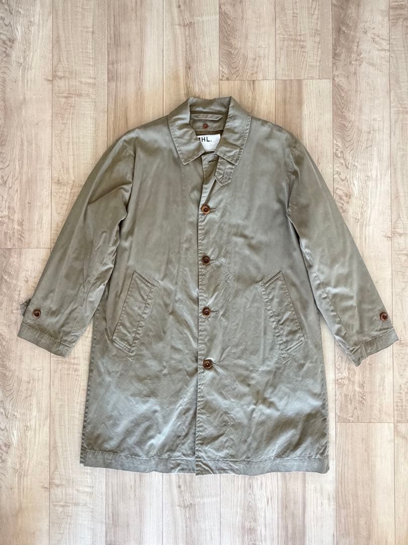 【MHL.】ダウンライナー付きステンカラーコート(オリーブ) 中古・古着通販】MHL (エムエイチエル) ダウンライナー付ステンカラー