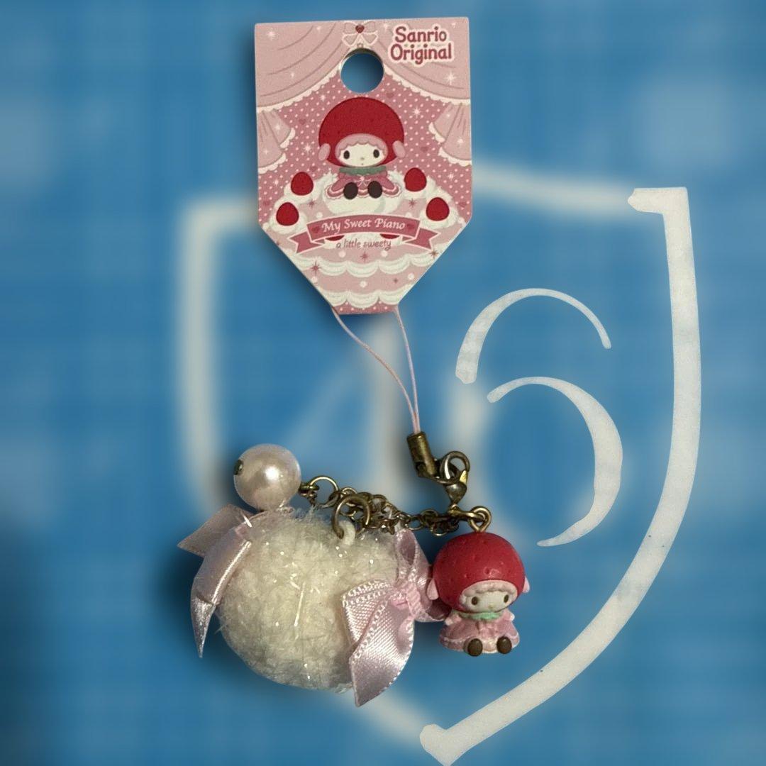 マイスウィートピアノ いちご ストラップ サンリオ Amazon.co.jp: サンリオ(SANRIO) マスコットホルダー（いちご新聞50