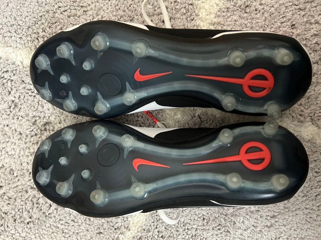 NIKE ティエンポレジェンド10 エリートAGプロ　24.5cm
