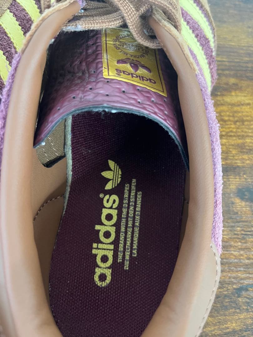 adidas gazelle indoor パープル　SIZE 26.5cm