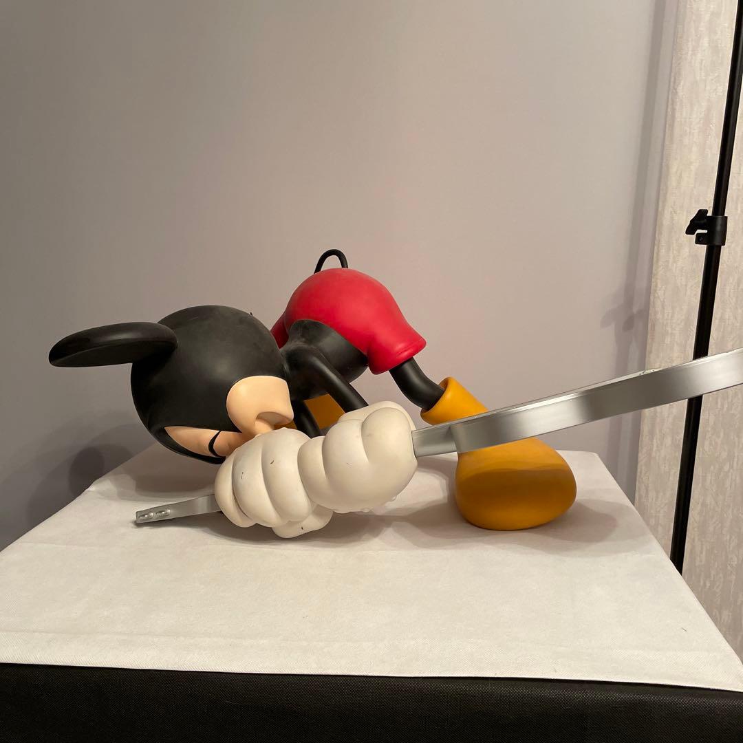 Roen × Disney ミッキー ラージサイズ フィギュア クラッシュ - メルカリ