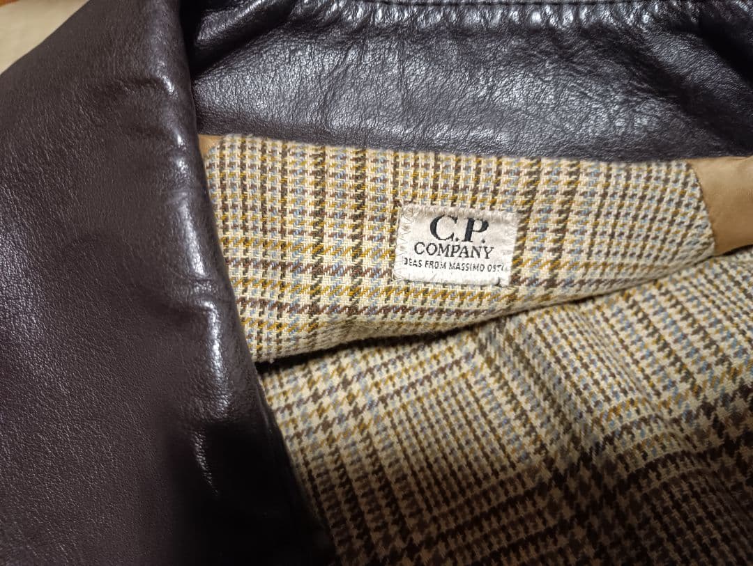 c.p.company ドロップショルダー レザージャケット カーコート