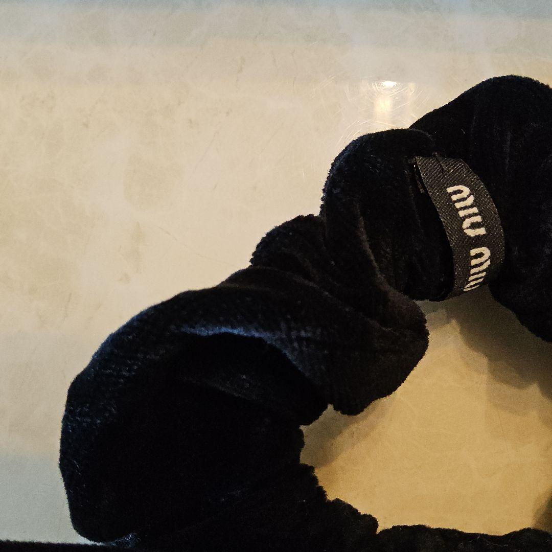 MIU MIU ミュウミュウ ベルベット リボン シュシュ - メルカリ