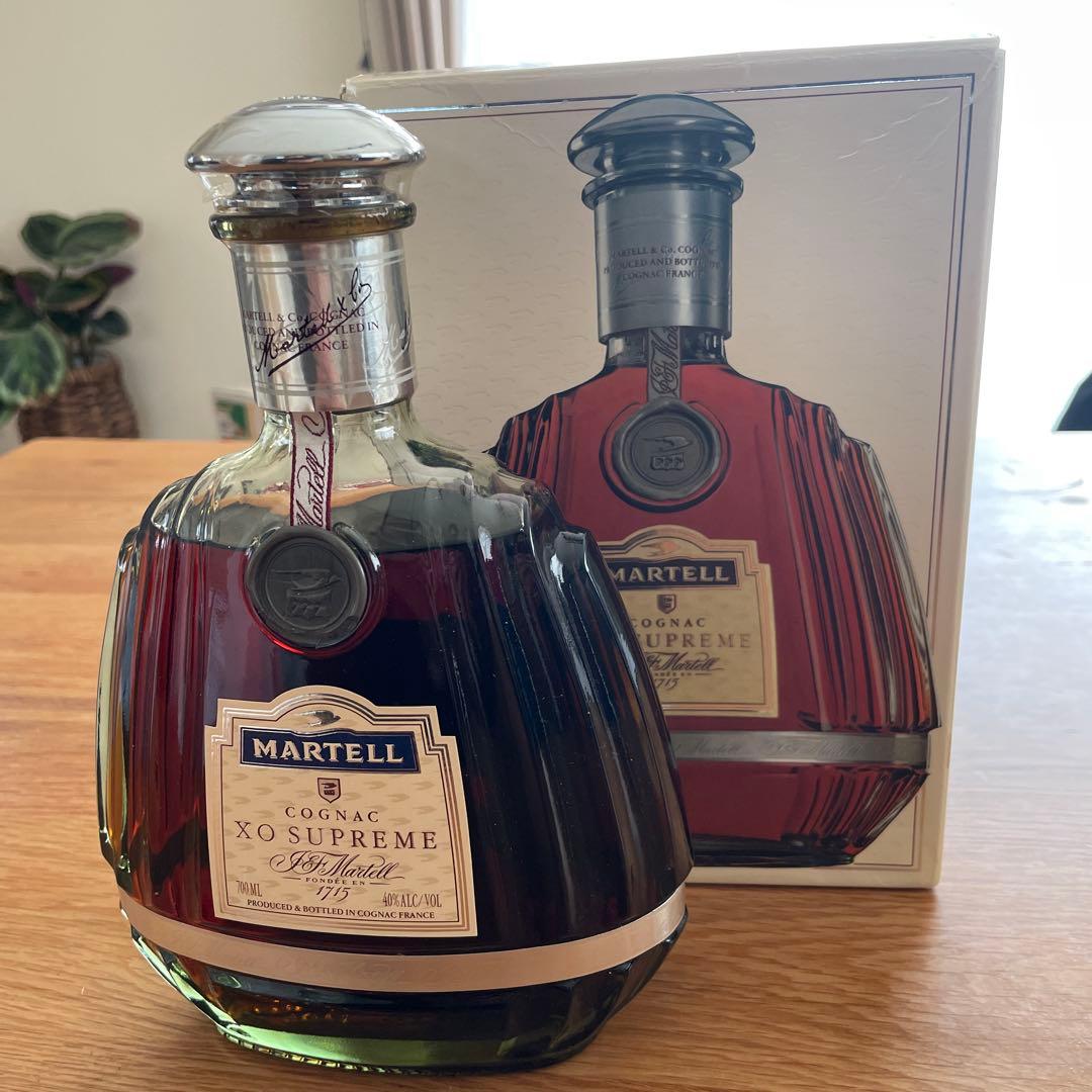 MARTELL XO SUPREME コニャック 700ml 箱入り 古酒 マーテル コニャック XO スプリーム グリーンボトル 40% 700ml 箱