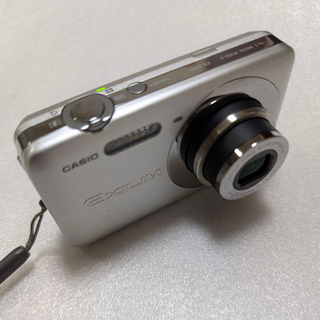 美品】CASIO EXILIM EX-Z800 コンパクトデジタルカメラ - メルカリ