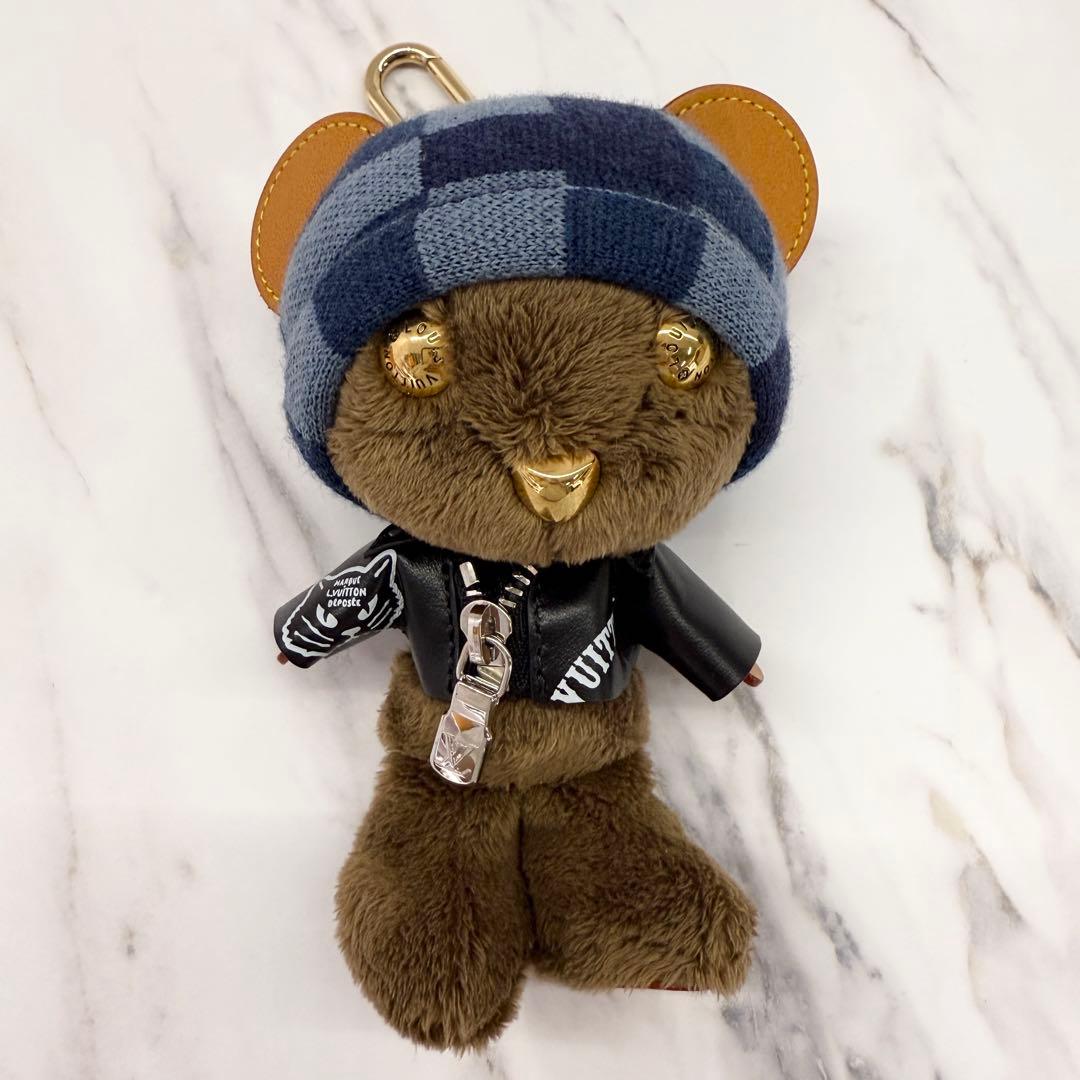 新作即納】新品未使用 ルイヴィトン バッグチャーム・LV ルイ ベア