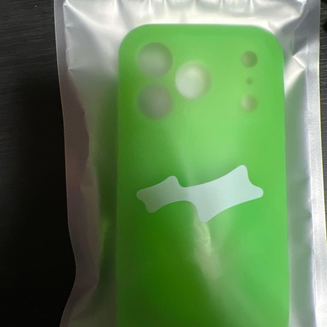 skylrk スカイラークiPhone 17proケース - メルカリ