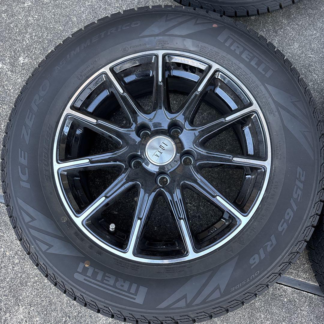 【2024年製】 スタッドレスタイヤ ピレリ アイスゼロ 215/65/R16