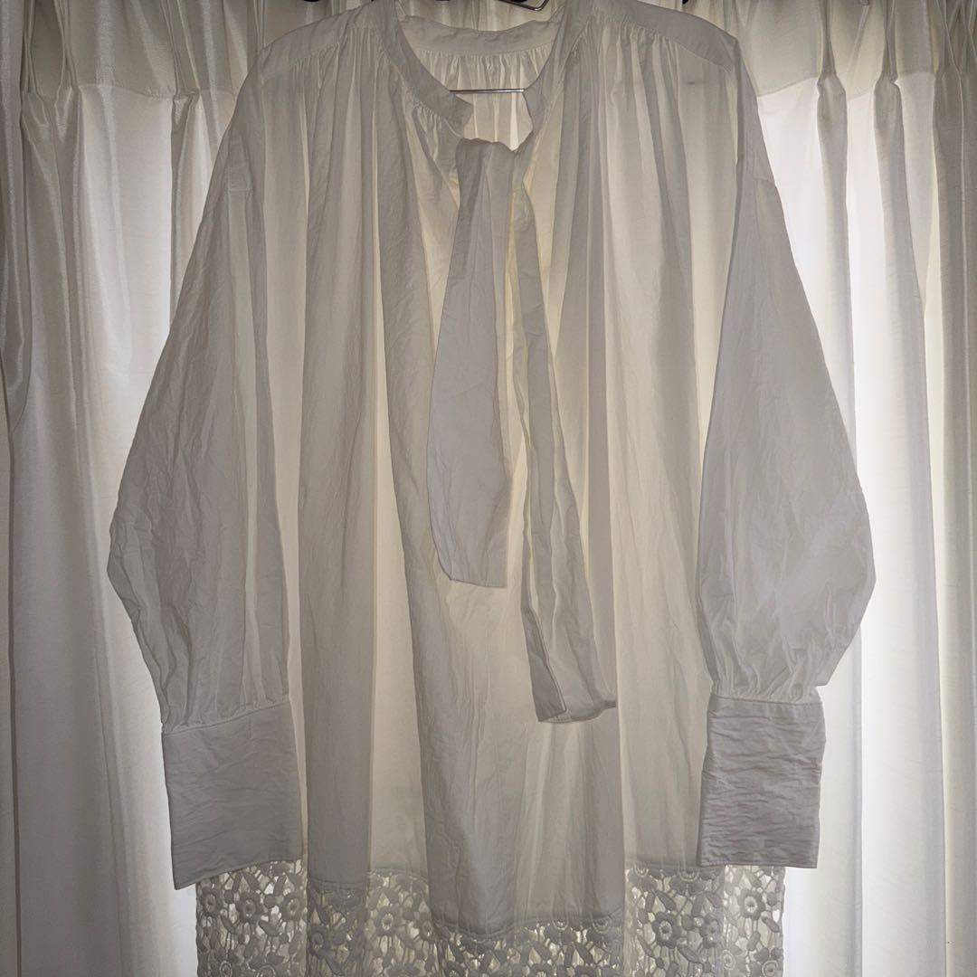 もり⭐︎foundrymews ホワイト レース裾 長袖カットソーワンピース MEDE19F Boutique888さんコラボ レース遣いワンピース〈オフホワイト