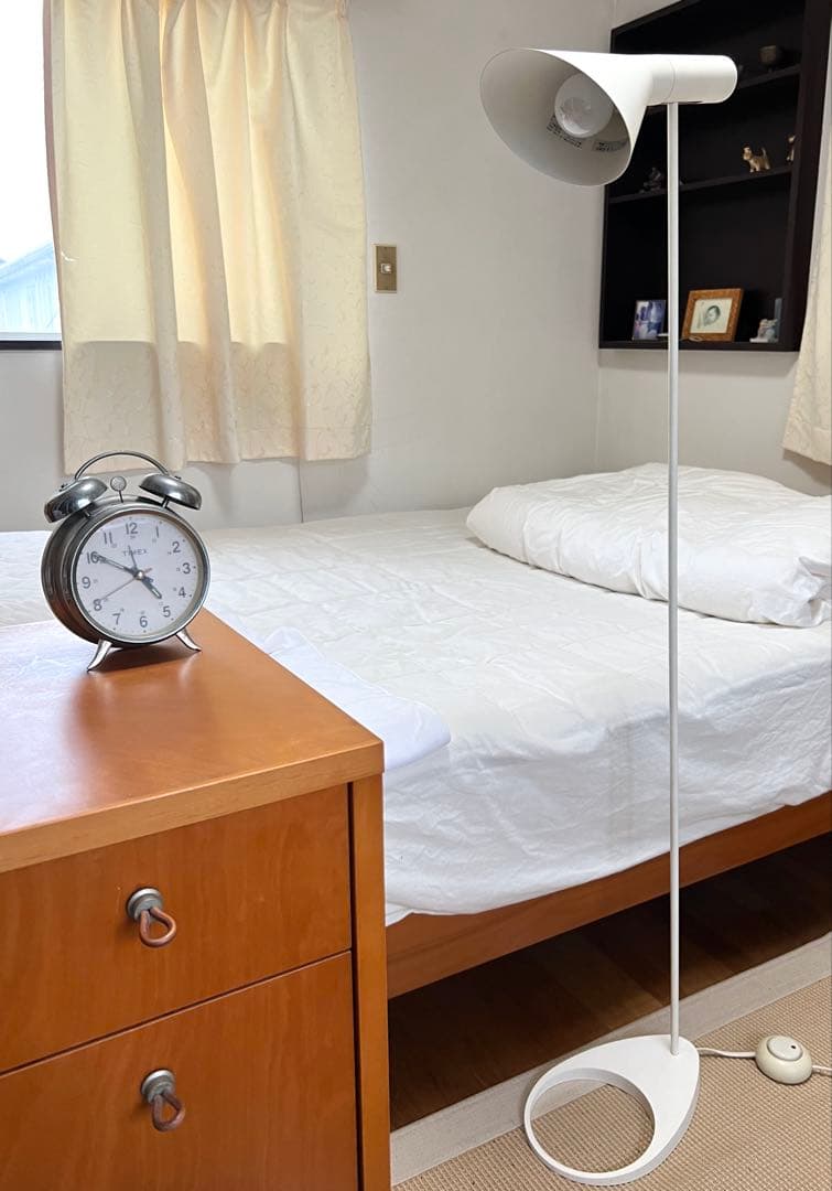 アルネヤコブセン　AJフロア スタンドライト 白 ルイスポールセン ルイスポールセン / Louis Poulsen AJフロア フロアランプ ホワイト