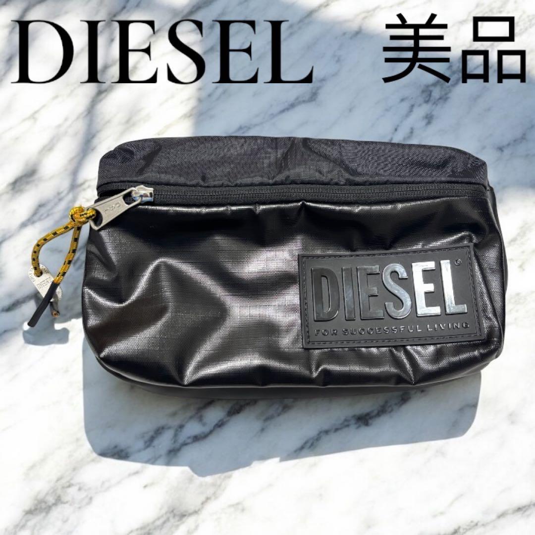 極美品✨ DIESEL ディーゼル BIGラバー ショルダーバッグ ボディバッグ DIESEL (ディーゼル) オーバルD ロゴ フェイクレザー カメラバッグ