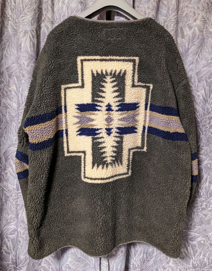 niko and…ニコアンド別注PENDLETONノーカラーボアジャケット