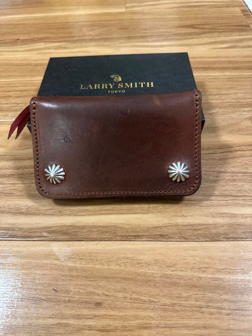 ラリースミス コンチョ トラッカーウォレット ブラウン - メルカリ
