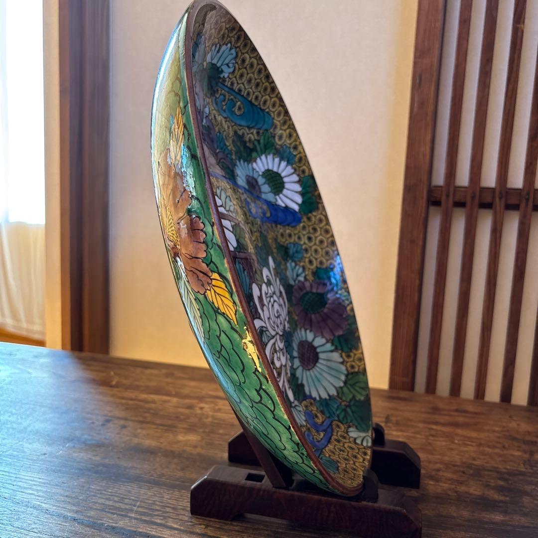 アンティーク九谷焼の大皿 カラフルな菊の絵尽くし