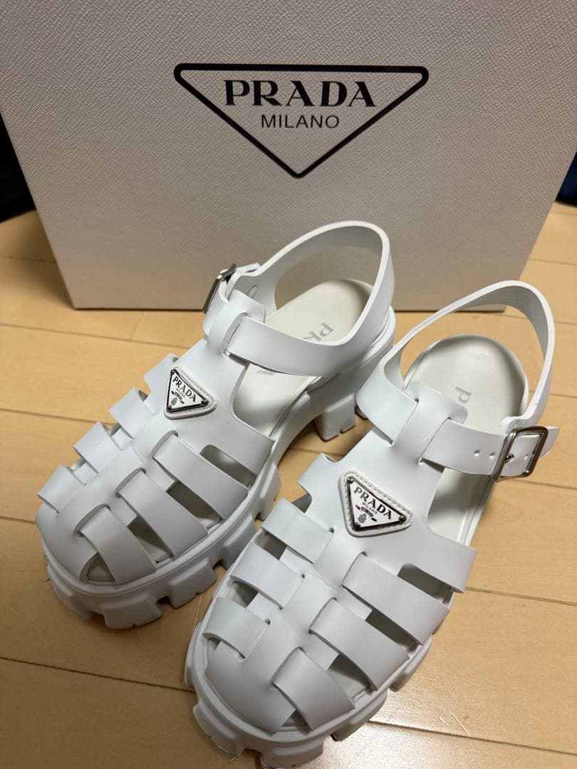 PRADA ラバーサンダル　ホワイト　箱付 楽天市場】質屋 未使用 プラダ PRADA スポーティ フォームラバー