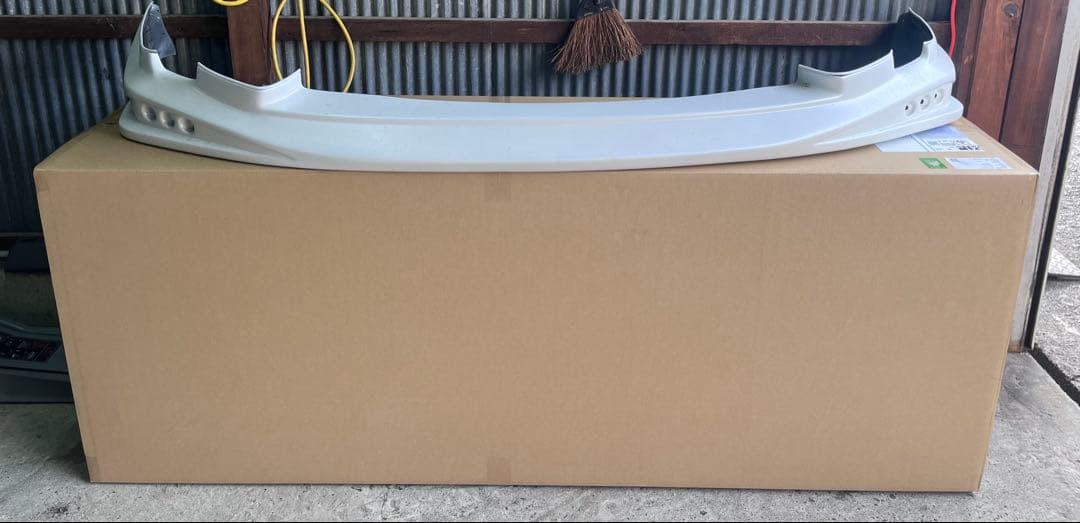 30プリウス 社外エアロ　フロント ZVW30 プリウス 30プリウス 前期 後期 エアロ フロントバンパー LED