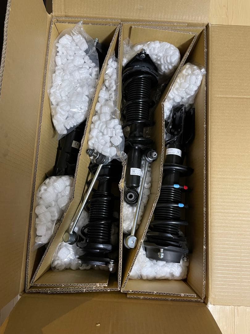 【ZD8 BRZ】純正サスペンションキット　ZN6 ZC6 ZN8 新車外し 新車外し ZD8 BRZ 純正 サスペンションキット 1台分 20310CC000