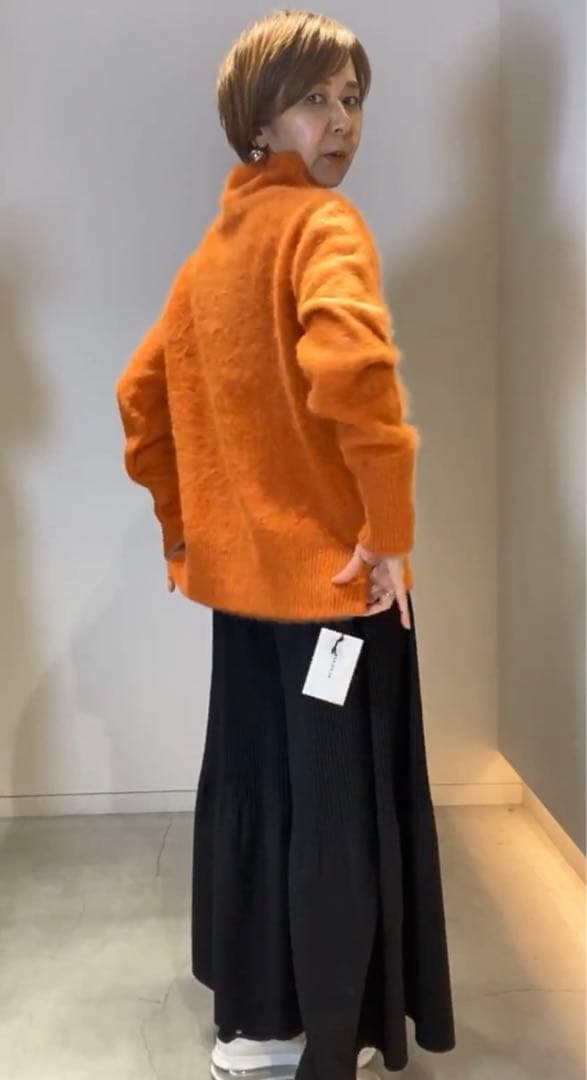 12/4迄限定値下げ モニーレTR布帛2段プリーツパンツ - メルカリ