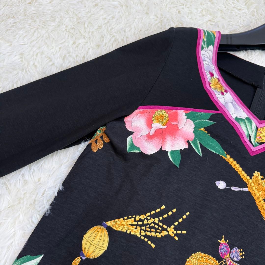 レオナール チュニック 大きいサイズLL 花柄 宝石柄 トリム ブラック